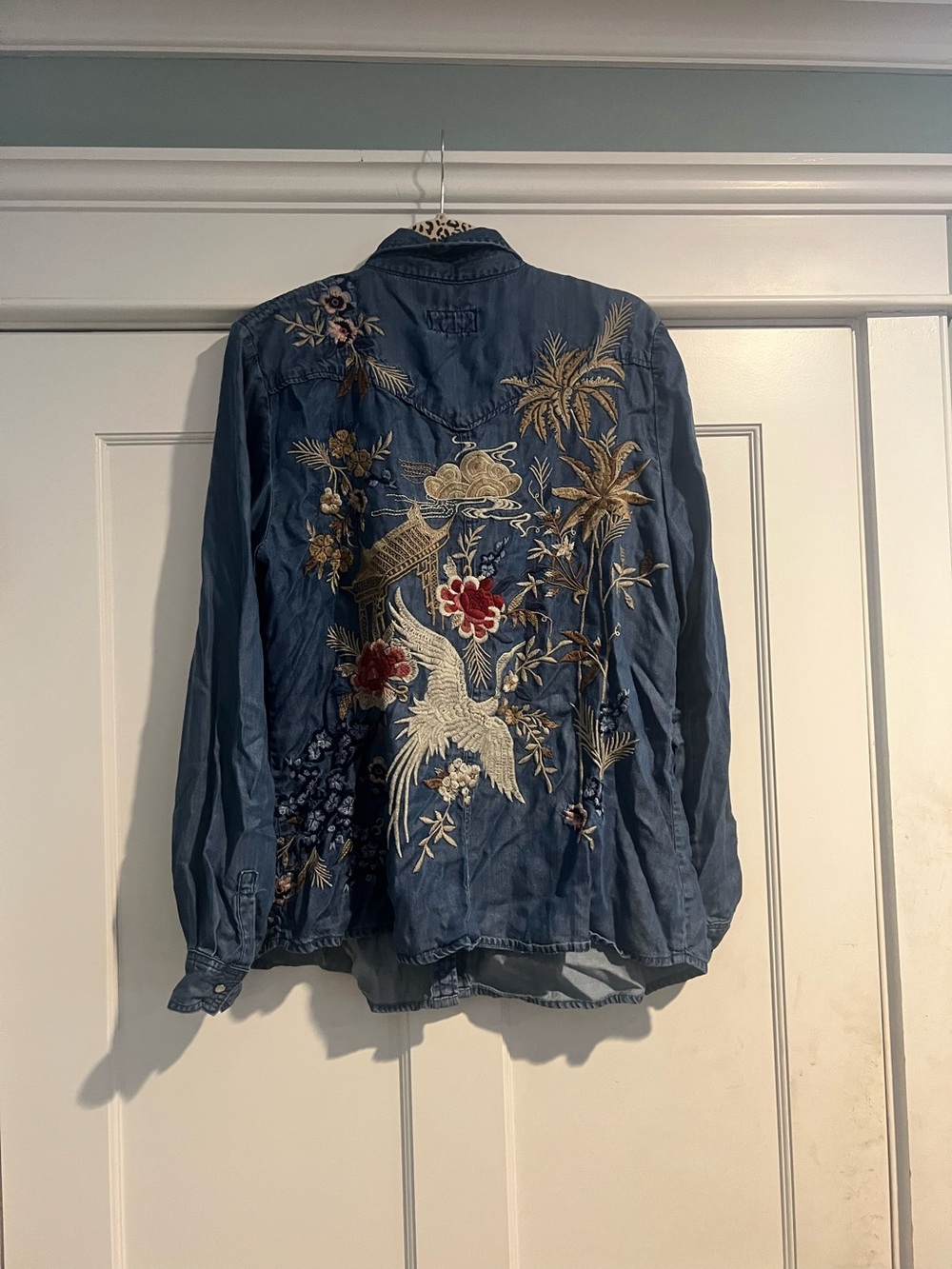 Johnny Was Palmyra Denim shirt - Sz L - NWT - Picture 8 of 9